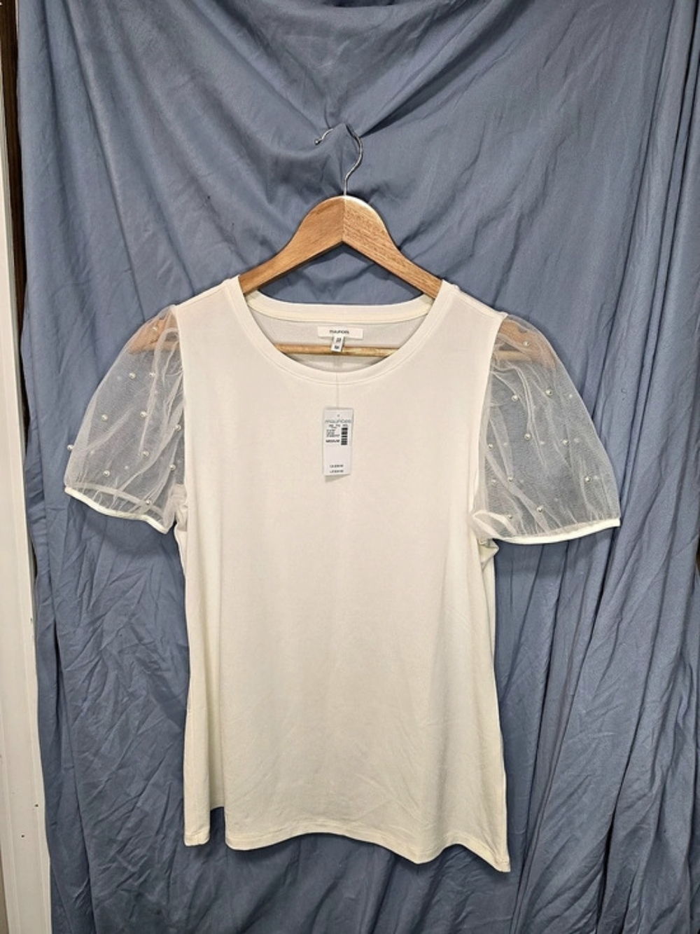 *BRAND NEW* Maurices Short Sleeve Top in White Size Medium NWT